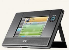 Беспроводная сенсорная панель управления AMX MVP-5200i-GW с диагональю 5.2" и встроенным интеркомом на основе технологии VoIP (Voice over IP)