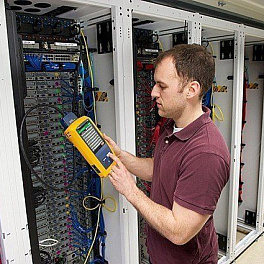 Fluke Networks DSX-5000 - кабельный тестер для сертификации СКС, на платформе Versiv