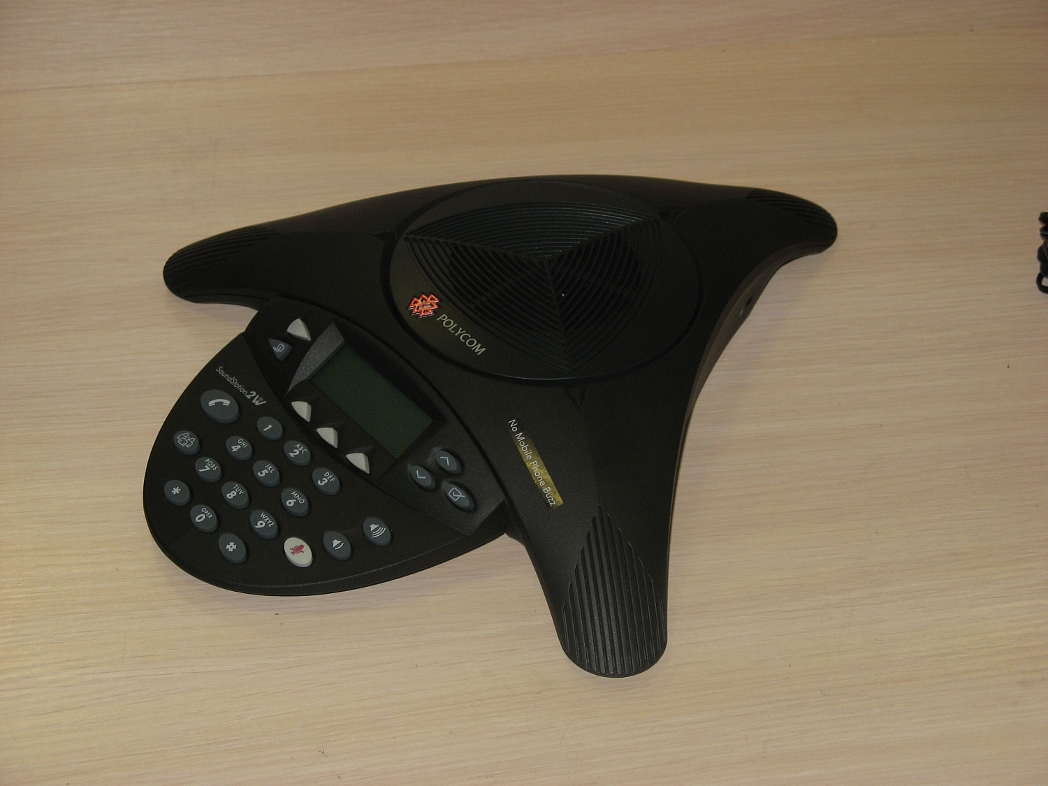 Polycom SoundStation 2W EX, беспроводной телефонный аппарат для конференц-связи Polycom SoundStation 2W EX, беспроводной телефонный аппарат для конференц-связи