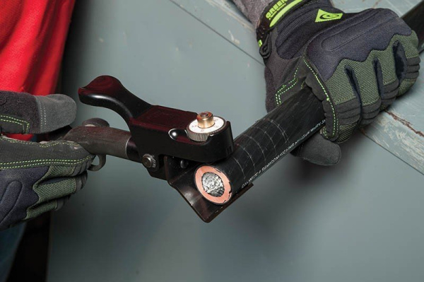 Greenlee P2096 - инструмент для удаления полупроводникового слоя с силового кабеля сечением 790-1217 мм2 Greenlee P2096 - инструмент для удаления полупроводникового слоя с силового кабеля сечением 790-1217 мм2