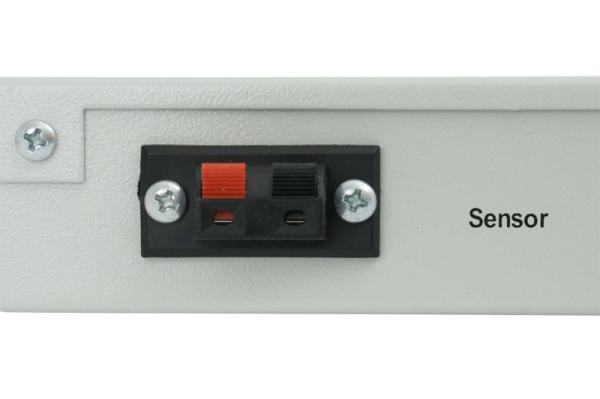 Cabeus, JG01, микропроцессорная контрольная панель со встроенным термостатом, для автоматического регулирования или управления вентиляторными модулями Cabeus, JG01, микропроцессорная контрольная панель со встроенным термостатом, для автоматического регулирования или управления вентиляторными модулями