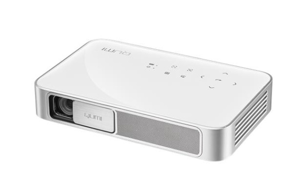 Мультимедийный ультрапортативный LED-проектор Vivitek Qumi Q38-WH (DLP, Full HD,600 ANSI Lm, 10000:1, 1.2:1, HDMI, Audio-Out (Mini-Jack), USB A (x2), SD (microSD card slot), 30000 часов, 0,746 кг., цвет белый)Высококачественный мультимедийный проектор сег Мультимедийный ультрапортативный LED-проектор Vivitek Qumi Q38-WH (DLP, Full HD,600 ANSI Lm, 10000:1, 1.2:1, HDMI, Audio-Out (Mini-Jack), USB A (x2), SD (microSD card slot), 30000 часов, 0,746 кг., цвет белый)Высококачественный мультимедийный проектор сег
