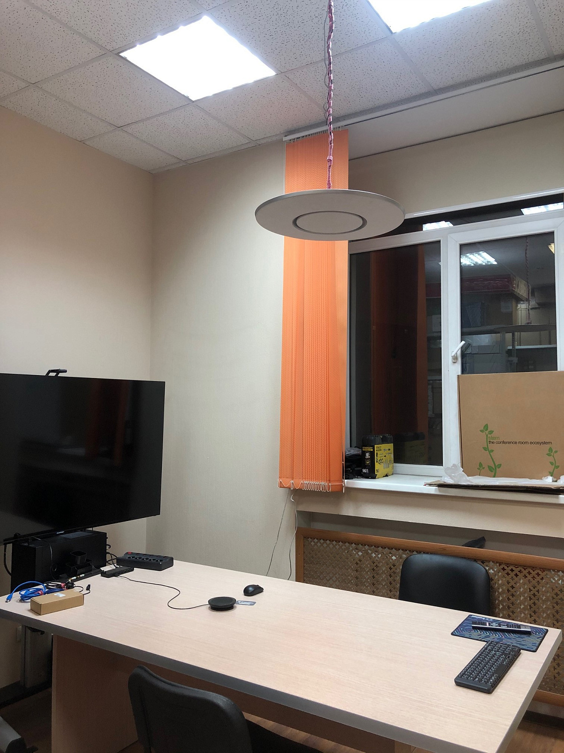 Shure Stem Ceiling, потолочный микрофонный массив