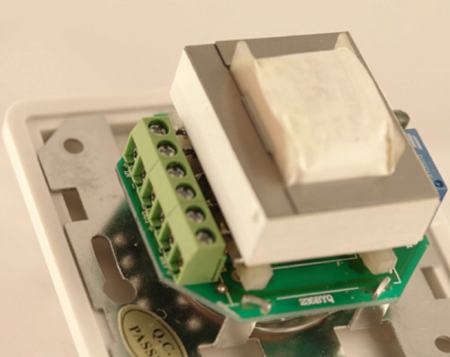 CVGaudio VA-1120, настенный, встраиваемый регулятор громкости для 100V систем CVGaudio VA-1120, настенный, встраиваемый регулятор громкости для 100V систем