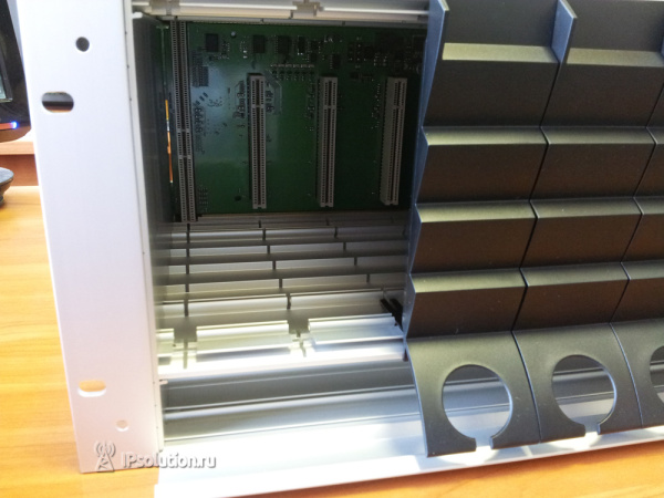 Spectralink DECT Server 8000, контроллер системы (4U Rack, EU version, 30 users, power supply) Spectralink DECT Server 8000, контроллер системы (4U Rack, EU version, 30 users, power supply)