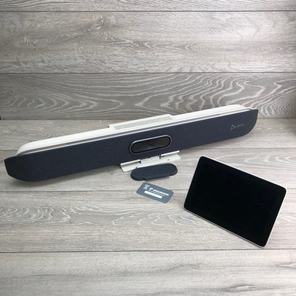 POLY STUDIO X50& POLY TC8, терминал для видеоконференций (в комплекте с панелью TC8) POLY STUDIO X50& POLY TC8, терминал для видеоконференций (в комплекте с панелью TC8)