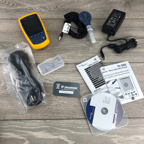 Fluke Networks FiberInspector Micro FI-500 - видеомикроскоп с щупом и 4 наконечниками Fluke Networks FiberInspector Micro FI-500 - видеомикроскоп с щупом и 4 наконечниками