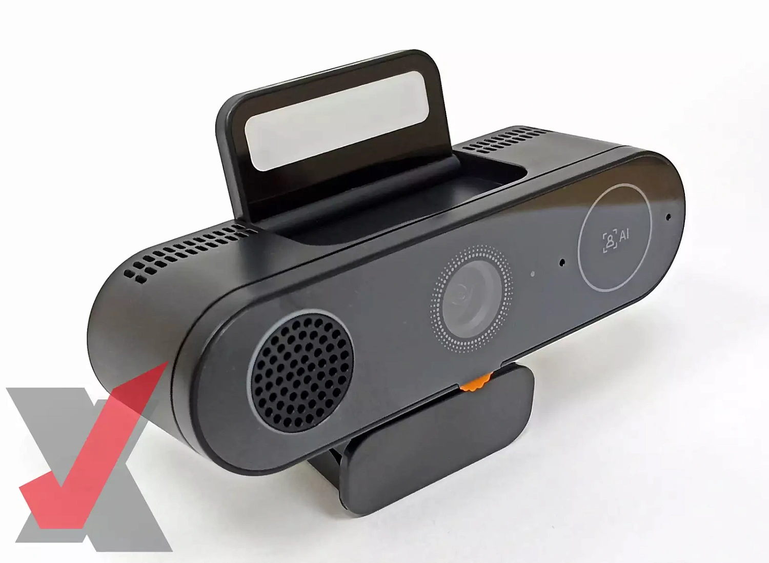 VoiceXpert VXV-111-UMS, веб-камера 2K, обзор 96°, встроенные микрофоны и динамик