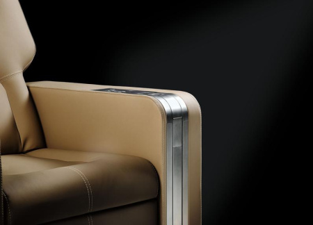 Профессиональный моторизованный 15,6" широкоформатный Full HD монитор для интеграции в подлокотник кресла