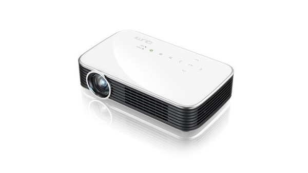 Мультимедийный ультрапортативный LED-проектор Vivitek Qumi Q8 –BK (DLP, 1080p 1000ANSI Lm, 30000:1, 1.5, HDMIХ2, Audio-Out (Mini-Jack), USB A, 30000 часов, 0,621 кг., 3D, цвет белый) Мультимедийный ультрапортативный LED-проектор Vivitek Qumi Q8 –BK (DLP, 1080p 1000ANSI Lm, 30000:1, 1.5, HDMIХ2, Audio-Out (Mini-Jack), USB A, 30000 часов, 0,621 кг., 3D, цвет белый)