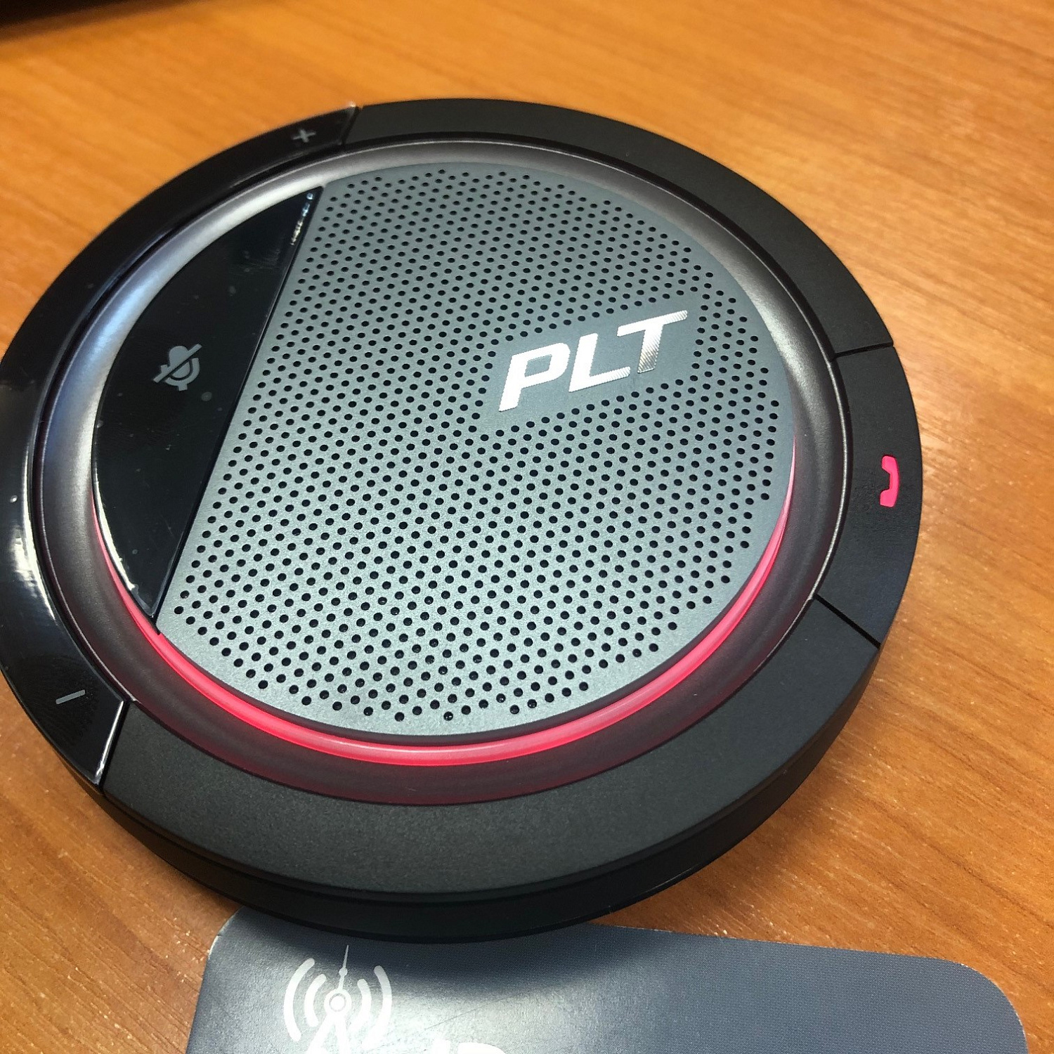 PlantronicsCalisto P3200 (210900-01), портативный персональный спикерфон USB-A PlantronicsCalisto P3200 (210900-01), портативный персональный спикерфон USB-A