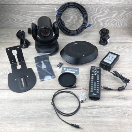 AVer VC520 Pro комплект для видеоконференций (камера + спикерфон) AVer VC520 Pro комплект для видеоконференций (камера + спикерфон)