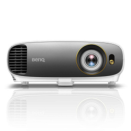 Кинотеатральный проектор BenQ W1720 (DLP; 4K UHD; Brightness 2000 AL;CineHome - 100%+ Rec.709, RGBRGB, HDR10/HLG, 3D, 1.1X, TR 1.50~1.65, HDMIx2, VGA, USB power, 29dB)
