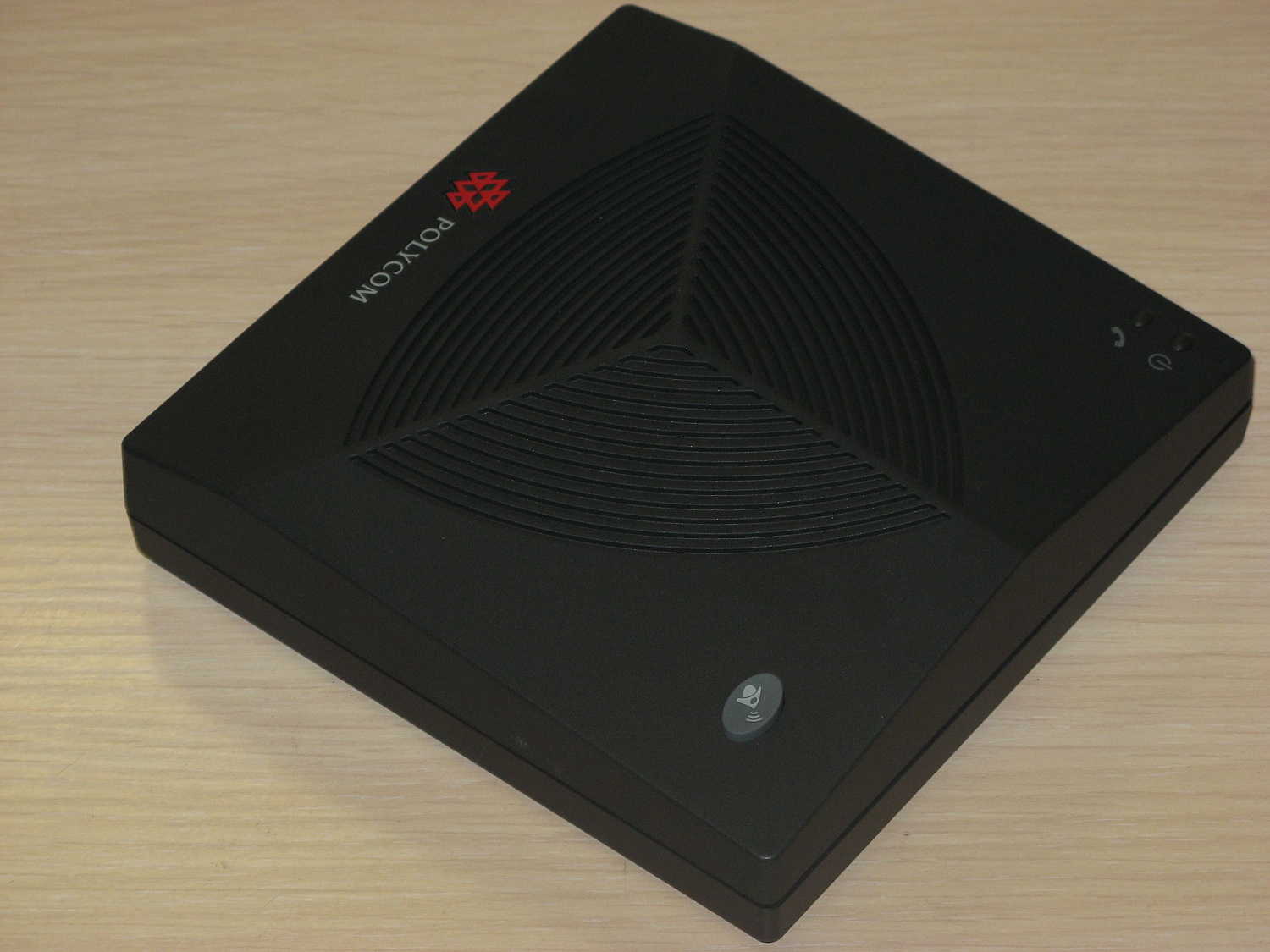 Polycom SoundStation 2W EX, беспроводной телефонный аппарат для конференц-связи Polycom SoundStation 2W EX, беспроводной телефонный аппарат для конференц-связи