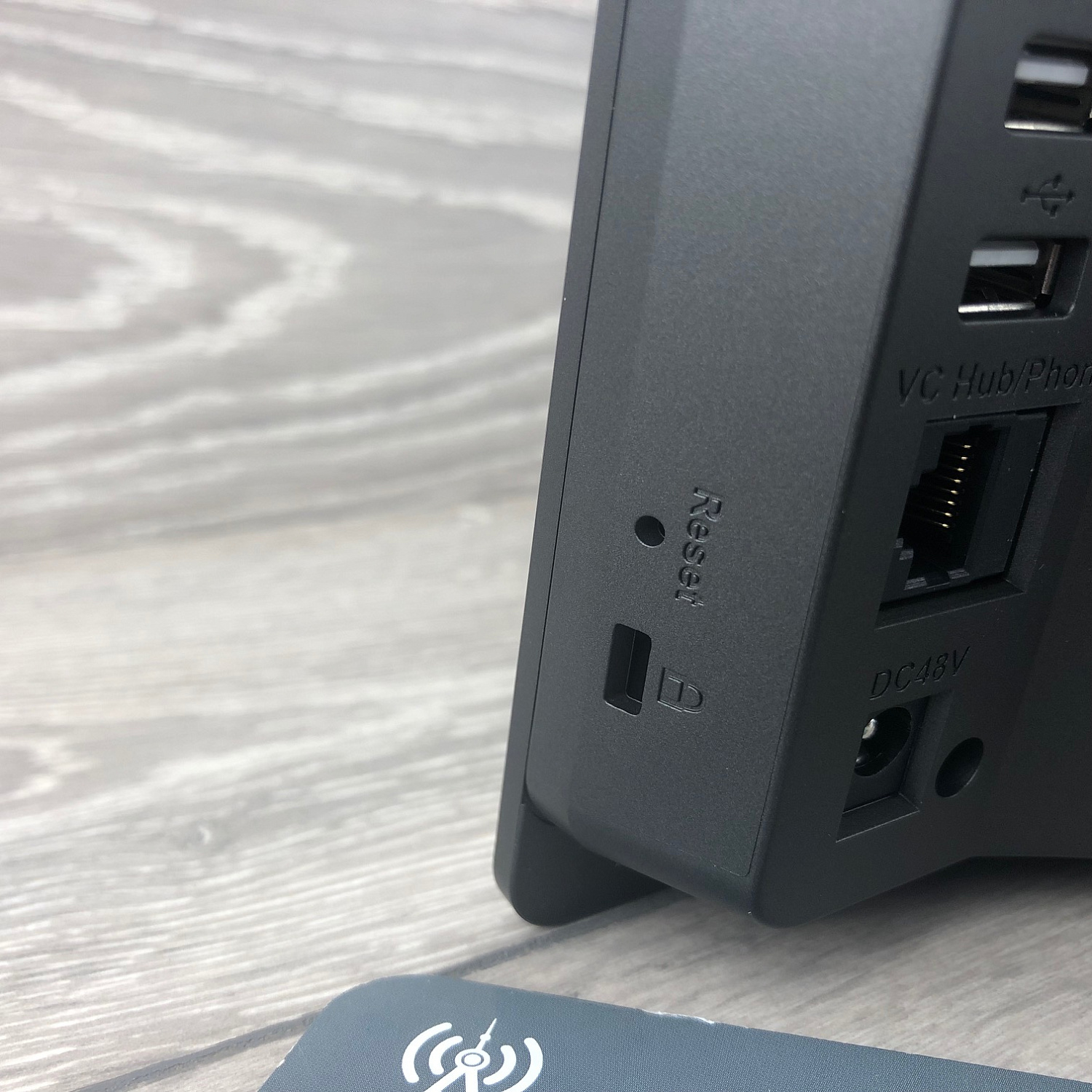 Yealink VC500-Mic-WP, терминал видеоконференцсвязи для конференц-комнат средних размеров