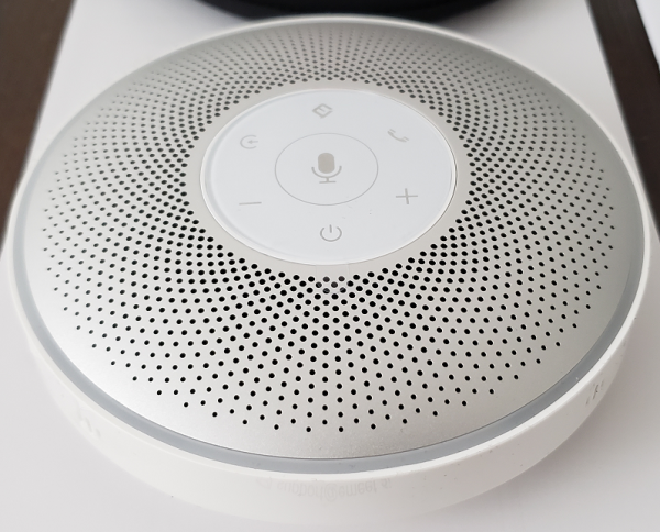 eMeet OfficeCore M2 White, Bluetooth-спикерфон (белый) eMeet OfficeCore M2 White, Bluetooth-спикерфон (белый)