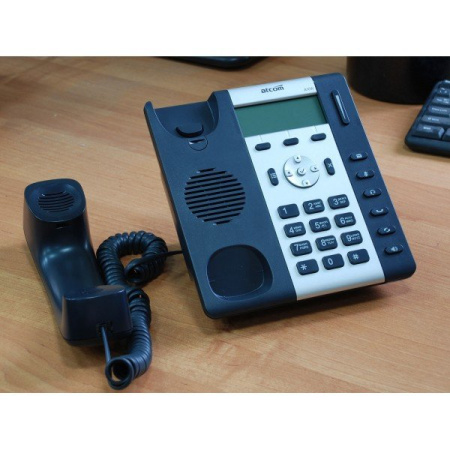 ATCOM A10, IP-телефон, чб LCD 3", 2x10/100TX, 1 SIP линия, БП в комплекте