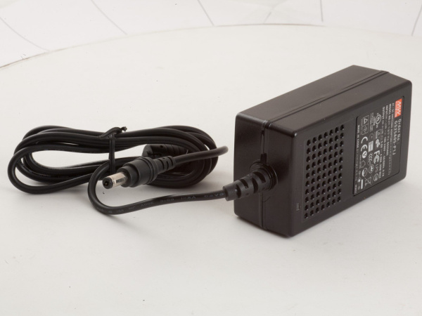 Блок питания для AddPac AP1100, 5В, 4А Блок питания для AddPac AP1100, 5В, 4А