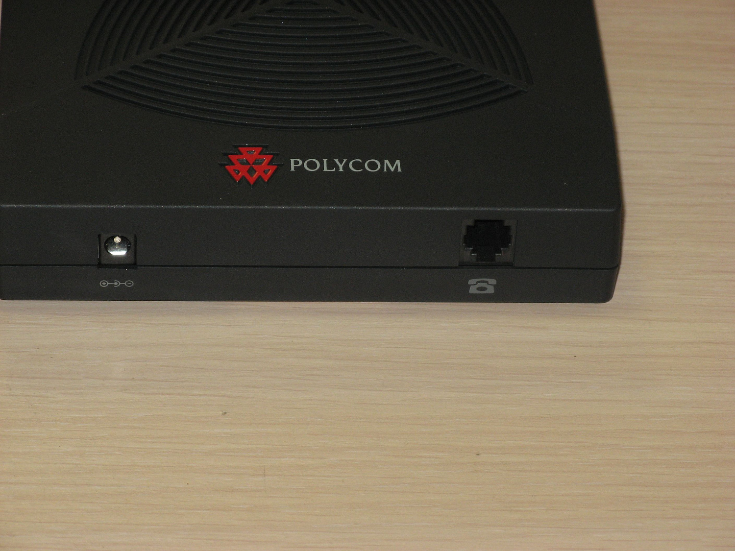 Polycom SoundStation 2W EX, беспроводной телефонный аппарат для конференц-связи Polycom SoundStation 2W EX, беспроводной телефонный аппарат для конференц-связи