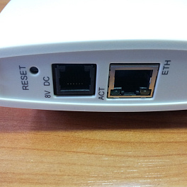 Spectralink IP-DECT Server 400, контроллер системы (1G8, 12 Users / 6 Ch)