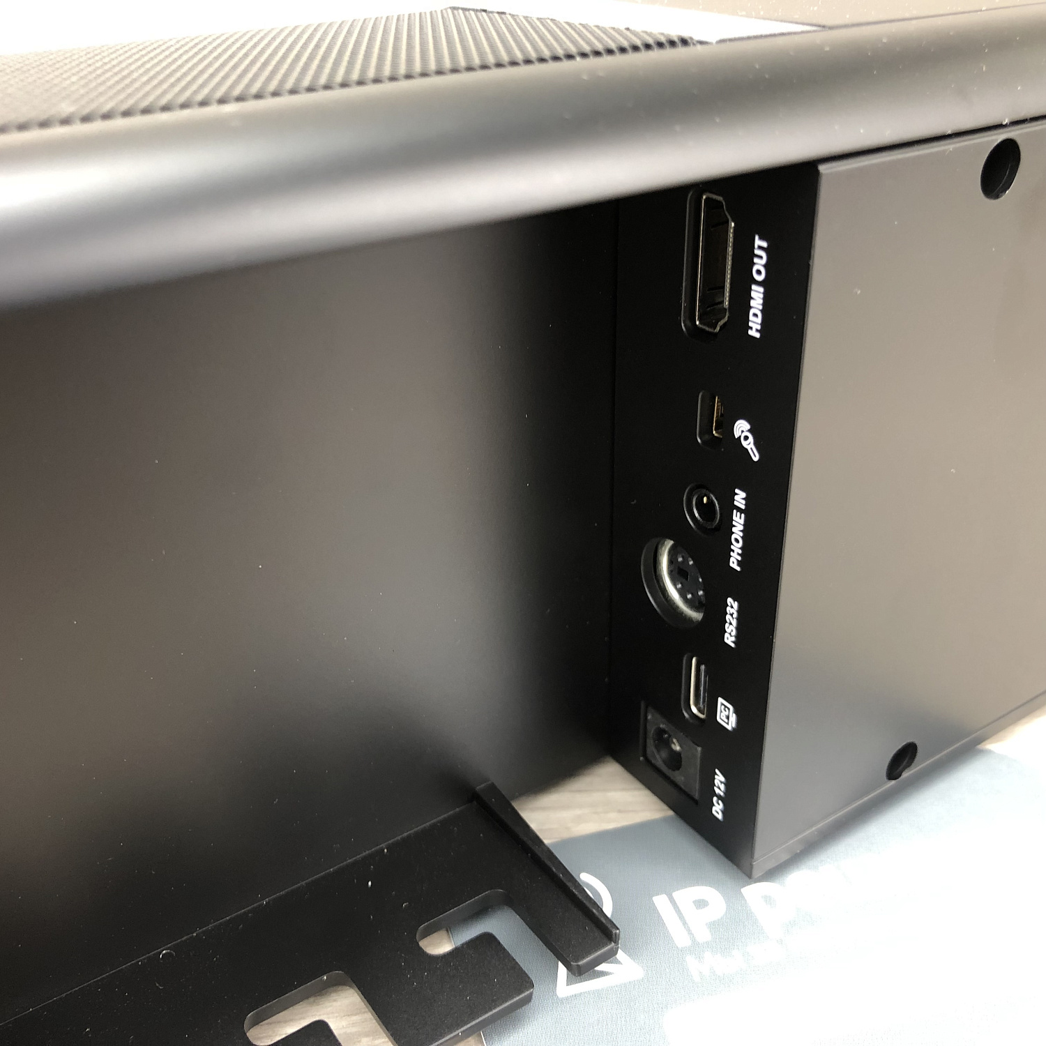 AVer VB342+, cистема для видеоконференцсвязи «все-в-одном» AVer VB342+, cистема для видеоконференцсвязи «все-в-одном»
