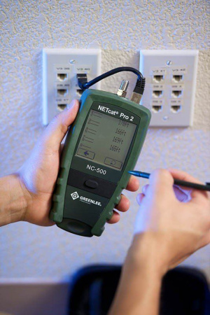 Greenlee NETcat Pro NC-500 - сетевой тестер