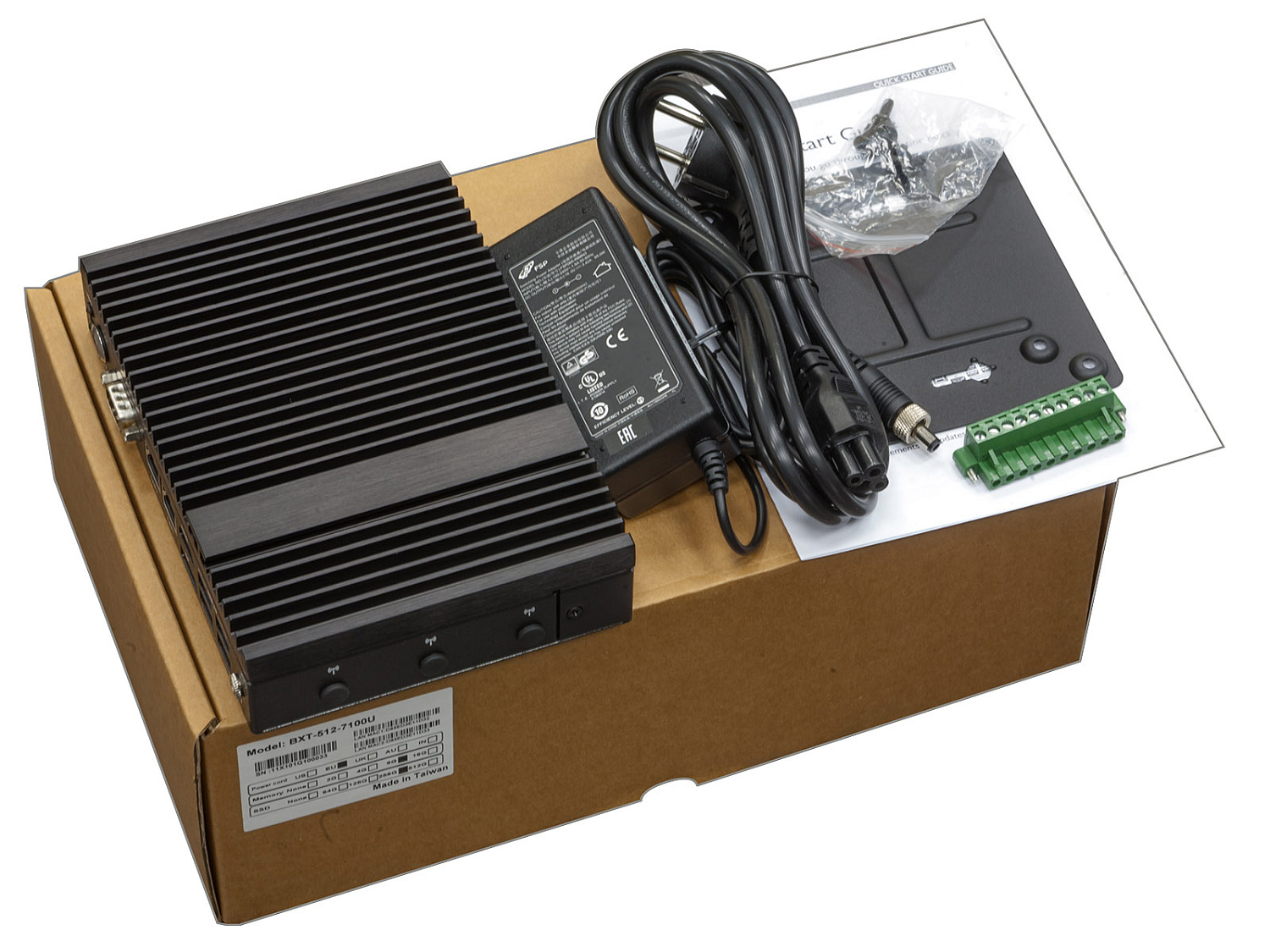 Qbic BXT-512, мини-ПК, Windows IoT