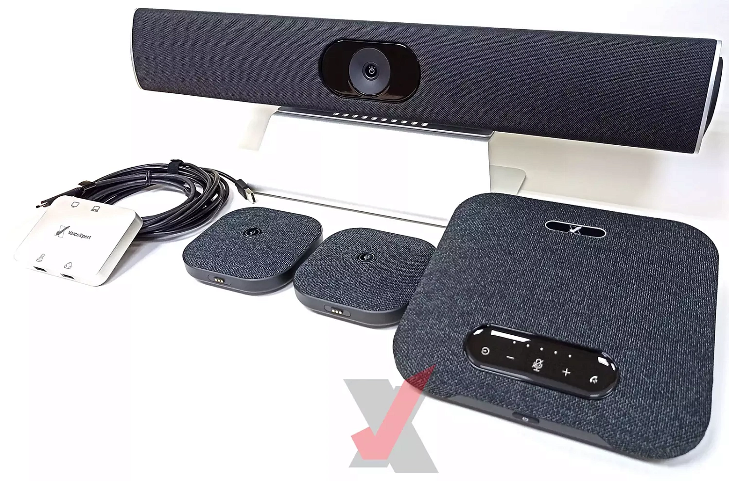 VoiceXpert VXV-320-HUB2, комплект конференц-оборудования с коммутационным хабом