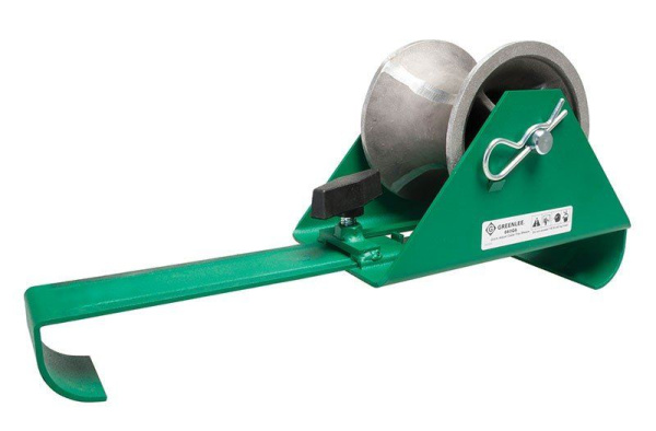 Greenlee 660QA - направляющий кабельный ролик для лотка (114 мм; 45 кг) Greenlee 660QA - направляющий кабельный ролик для лотка (114 мм; 45 кг)
