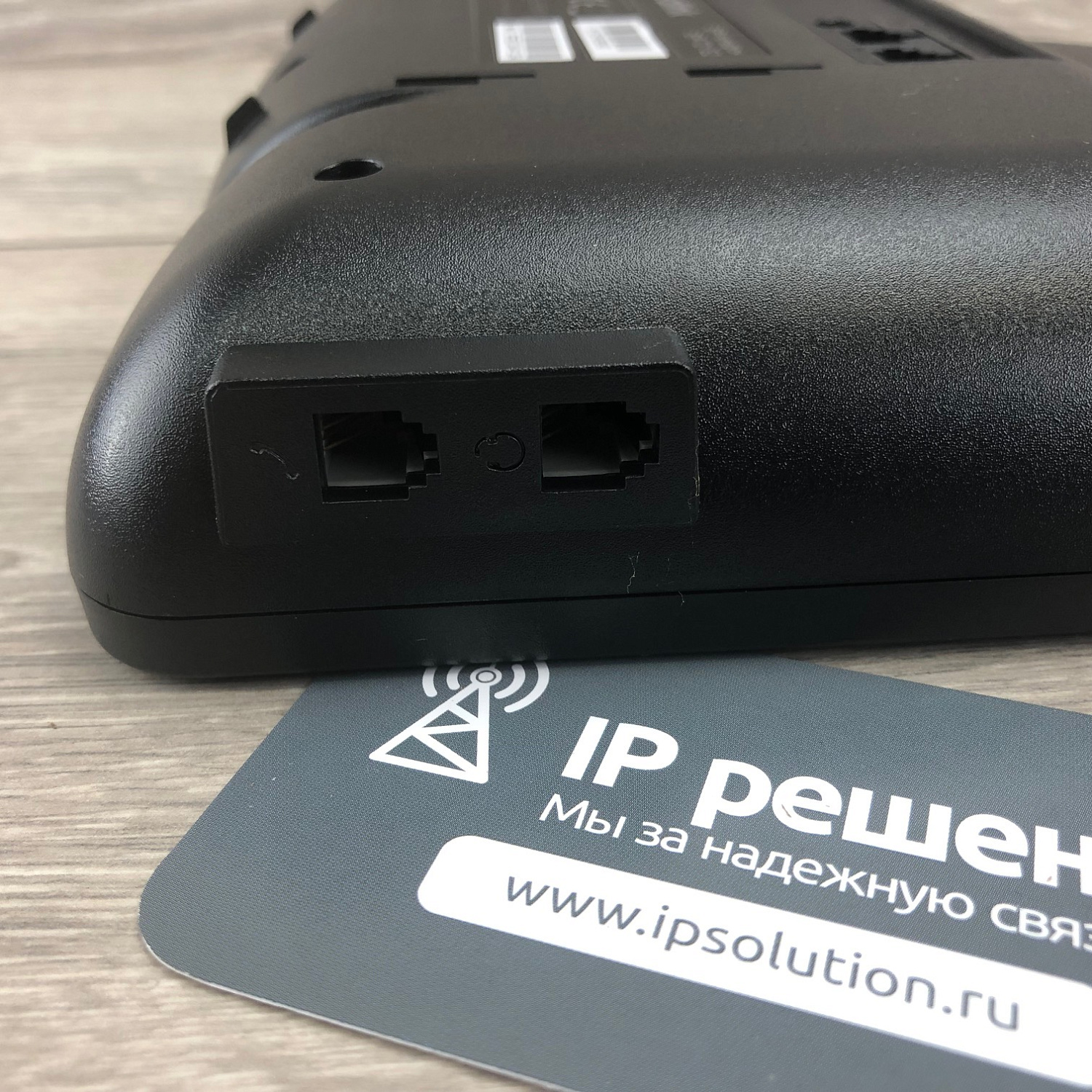 Yealink SIP-T21 E2 SIP-телефон, 2 линии Yealink SIP-T21 E2 SIP-телефон, 2 линии