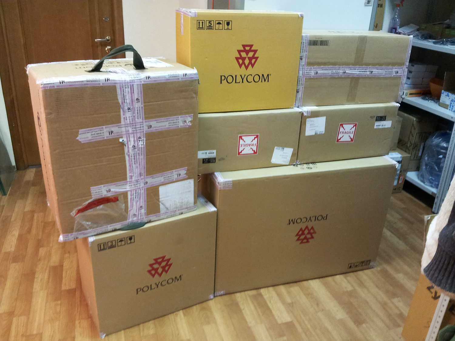 Реализация комплексного проекта систем аудио/видео конференцсвязи, компьютерного оборудования и систем отображения