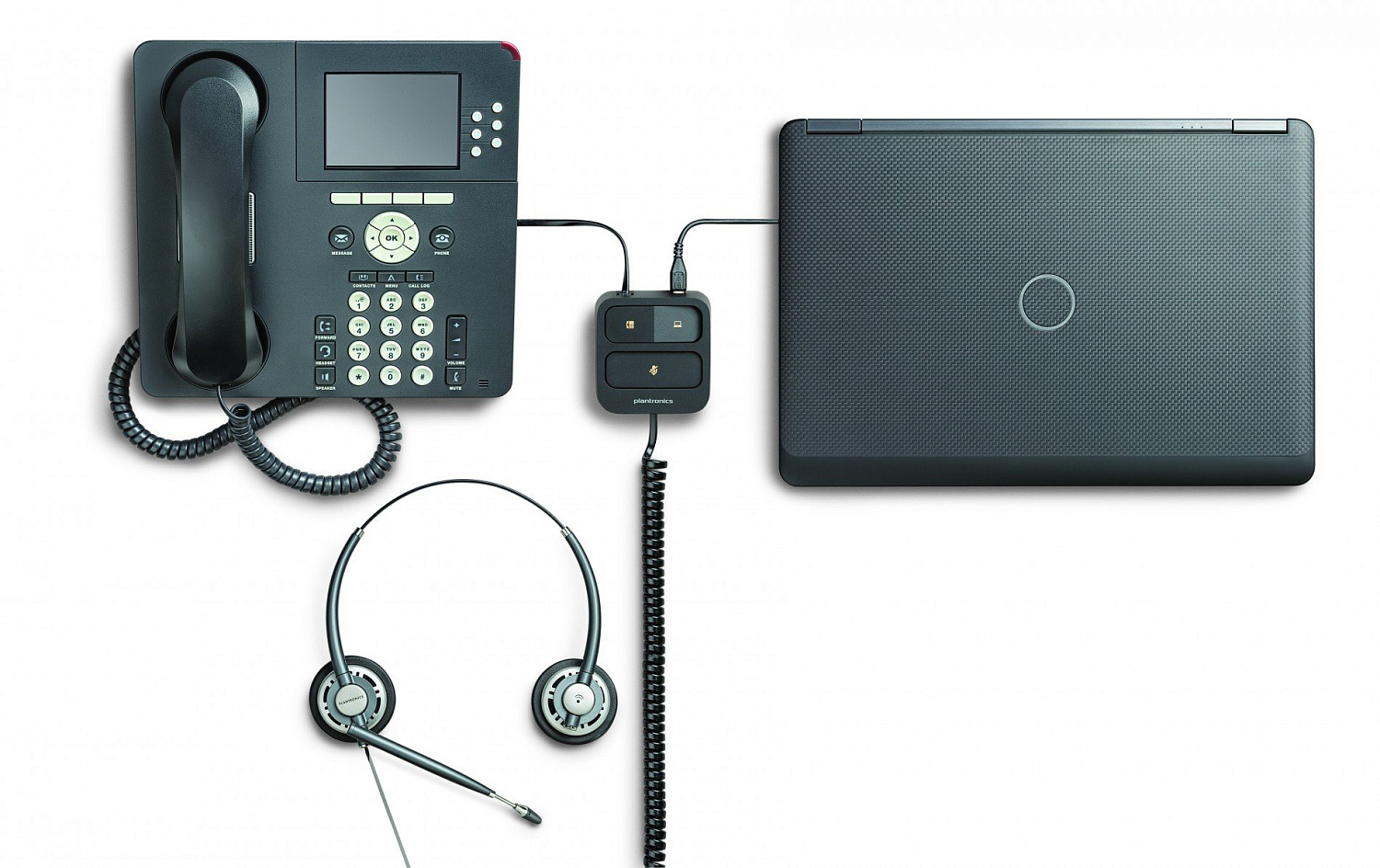 Plantronics MDA100 — адаптер-переключатель для подключения профессиональных гарнитур к ПК и телефону (QD, USB, RJ9) Plantronics MDA100 — адаптер-переключатель для подключения профессиональных гарнитур к ПК и телефону (QD, USB, RJ9)