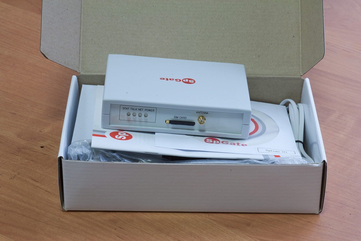 SpGate-3G GSM/UMTS шлюз, 1 канал, порт FXS для подключения ТА или офисной АТС