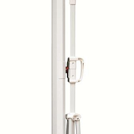 Экран на штативе Digis DSKA-1105 (Kontur-A, формат 1:1, 129", 240*240, MW)Переносные проекционные экраны на треноге очень удобны в офисе. При этом благодаря своей мобильности они гармонично дополнят выставочный стенд, а так же отлично справятся с выездной