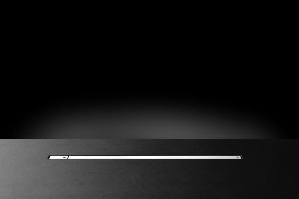 ArthurHolm AH22DB2Share, Широкоформатный (FULL HD) выдвижной моторизированный монитор 