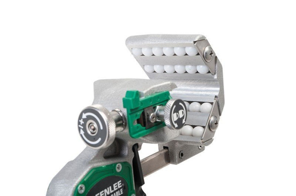 Greenlee JRF-4XLP - универсальный стриппер для силовых кабелей с лезвием для удаления XLP изоляции Greenlee JRF-4XLP - универсальный стриппер для силовых кабелей с лезвием для удаления XLP изоляции