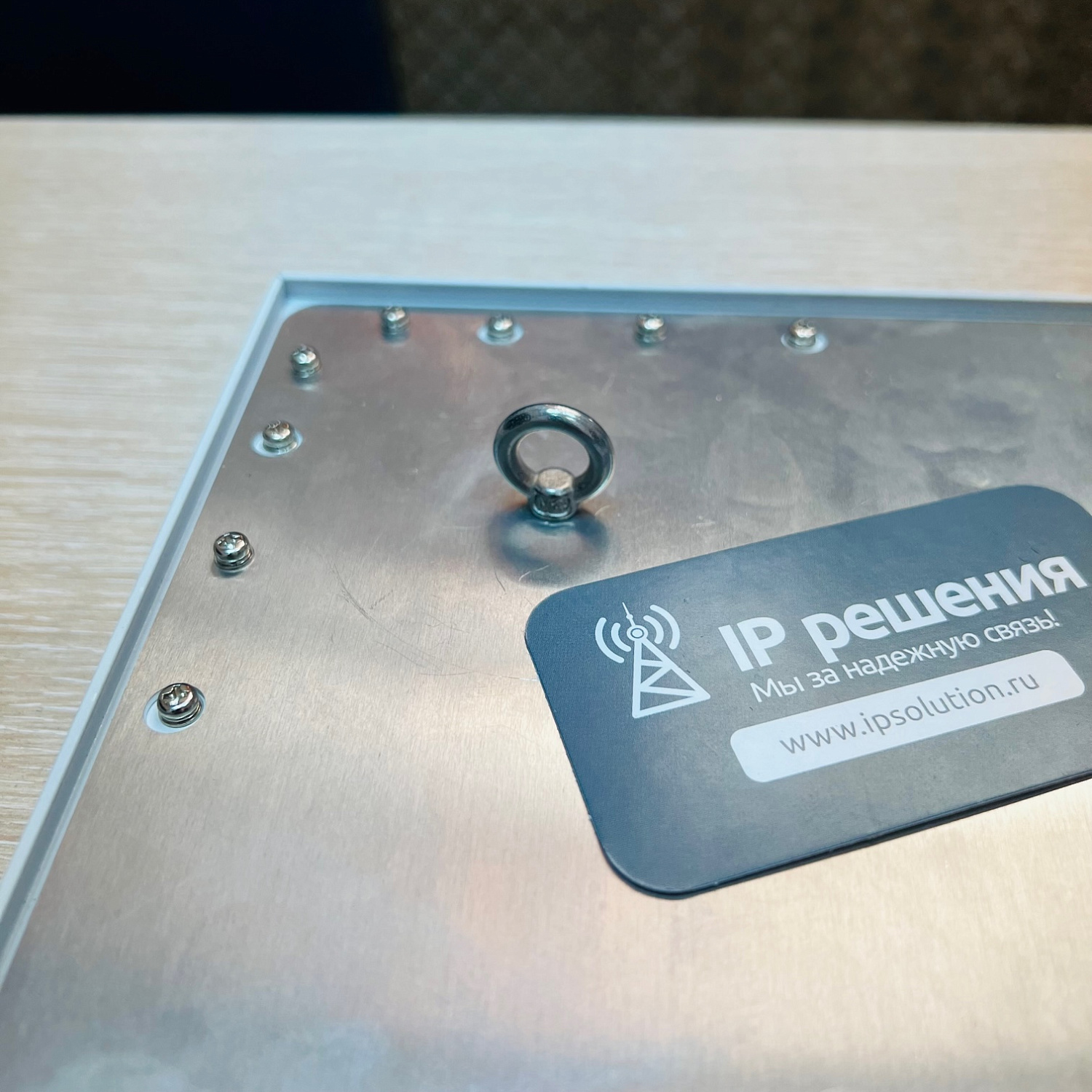 NEARITY A50, потолочный микрофонный массив