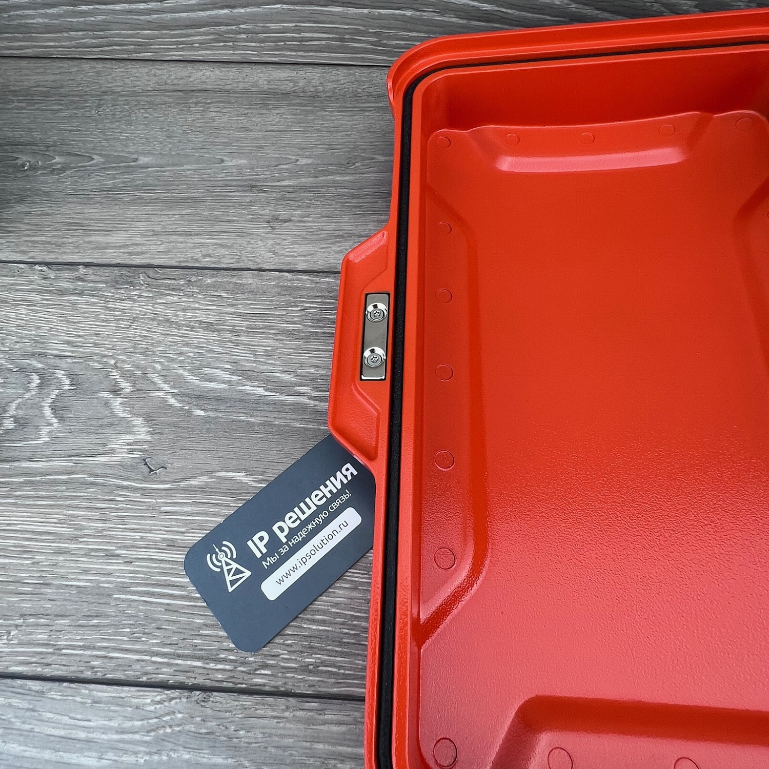 J&R JREX101-FK-SIP, всепогодный  взрывозащищенный промышленный IP-телефон с защитной крышкой 