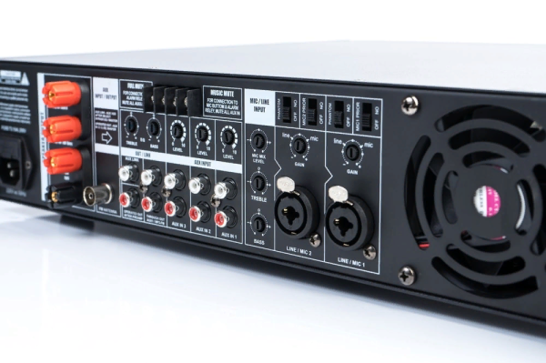 CVGaudio M-83Tm, микшер-усилитель с встроенным модулем источника сигнала CVGaudio M-83Tm, микшер-усилитель с встроенным модулем источника сигнала