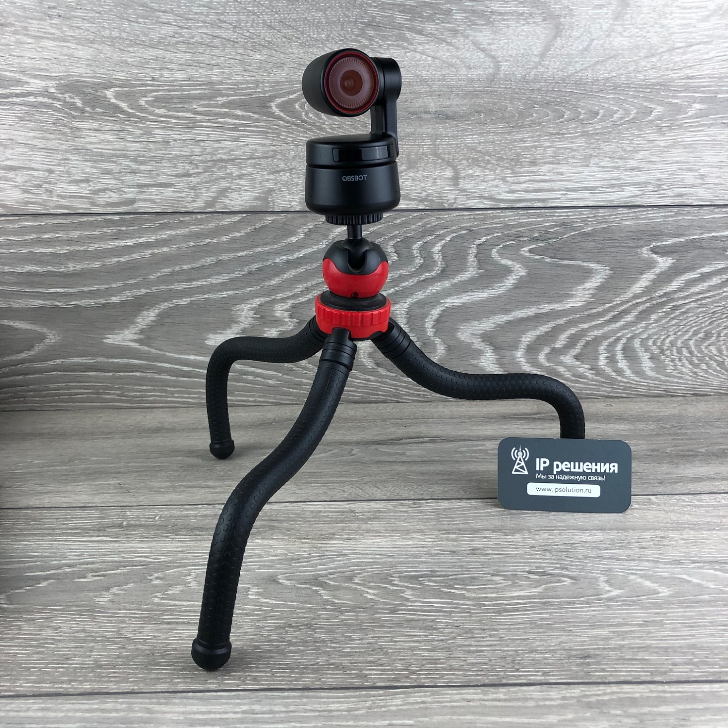 OBSBOT Tiny 4K, умная и компактная PTZ web-камера OBSBOT Tiny 4K, умная и компактная PTZ web-камера