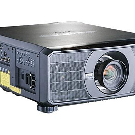 Лазерный проектор (без объектива) 4K-UHD 3840 x 2160, 9.500 ANSI / 10.500 ISO лм, 6.000:1 (динамическая) / 1.000:1, интерфейсы HDBaseT, DisplayPort 1.2, 3G-SDI и HDMI. Срок службы 20.000 часов