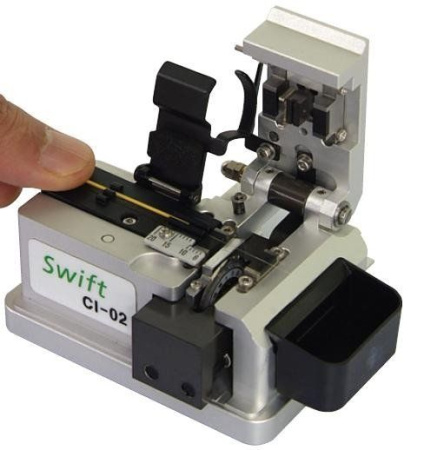 ILSINTECH CI-02 - прецизионный скалыватель оптических волокон