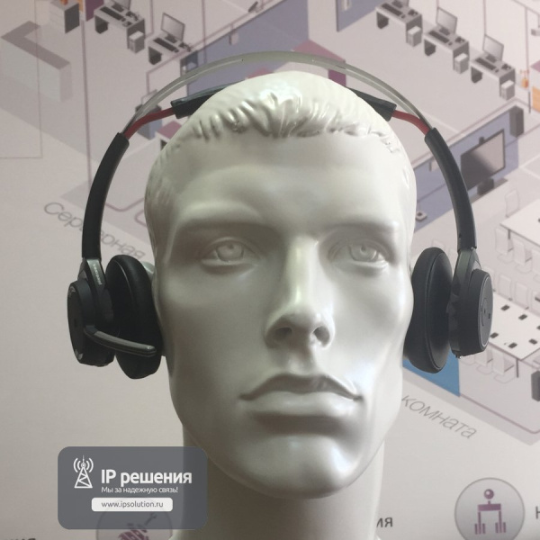 Plantronics Voyager Focus UC , беспроводная bluetooth гарнитура USB-A Plantronics Voyager Focus UC , беспроводная bluetooth гарнитура USB-A