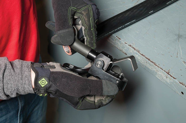 Greenlee P2096 - инструмент для удаления полупроводникового слоя с силового кабеля сечением 790-1217 мм2 Greenlee P2096 - инструмент для удаления полупроводникового слоя с силового кабеля сечением 790-1217 мм2