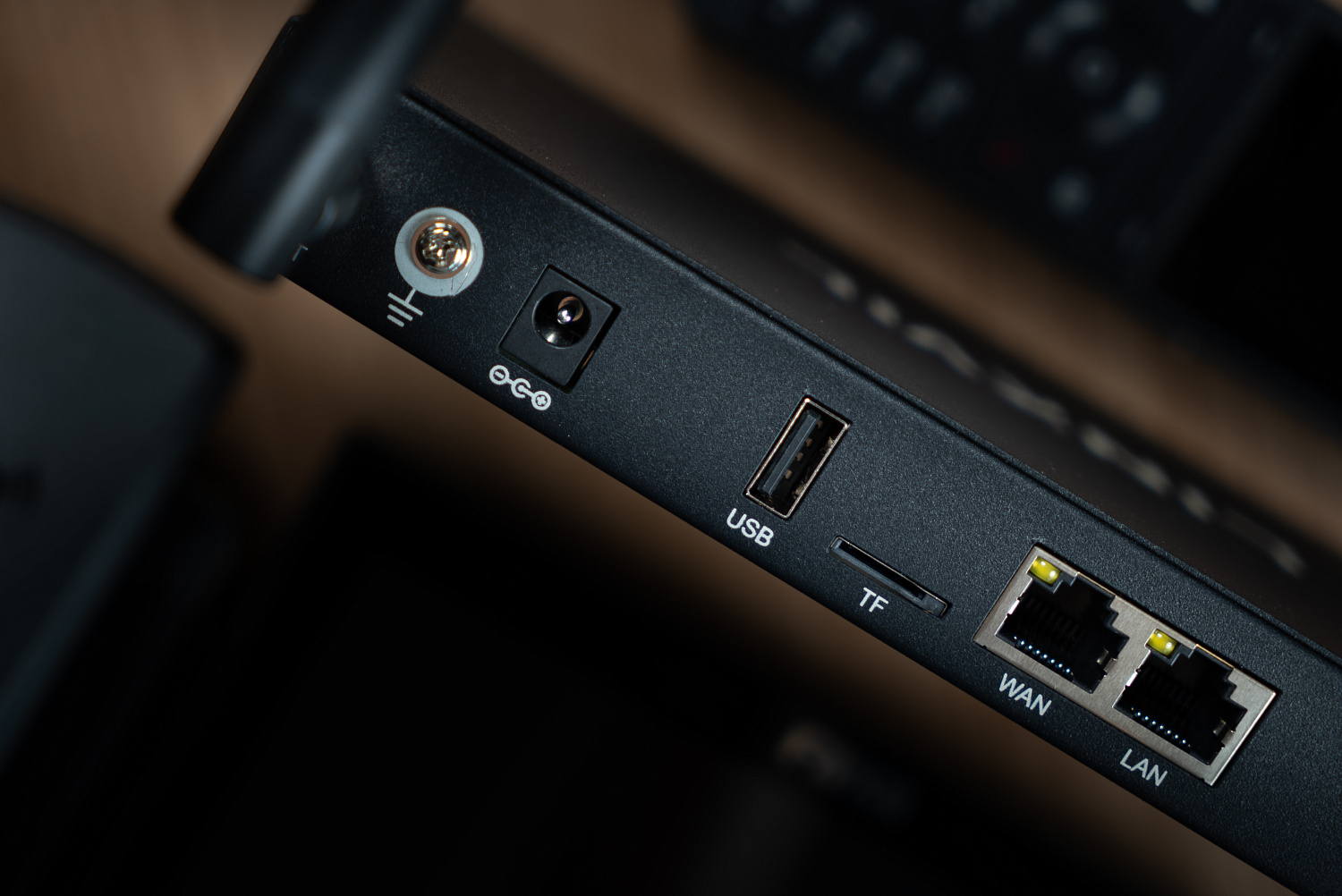 Linkvil W712 радиошлюз для ip-телефонии