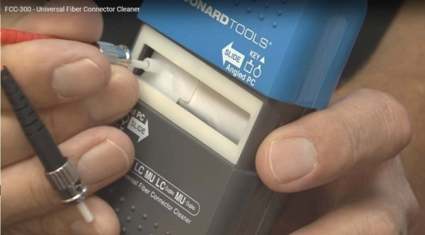 Jonard FCC-300 - автоматический очиститель оптических коннекторов  FC, SC, ST, LC, MU (PC и APC) и дуплексных LC, MU (PC) Jonard FCC-300 - автоматический очиститель оптических коннекторов  FC, SC, ST, LC, MU (PC и APC) и дуплексных LC, MU (PC)