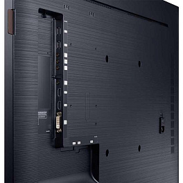 Samsung PM32F 32". 400 кд/м2, сверхтонкий корпус 29,9мм, 24/7, SoC 4.0