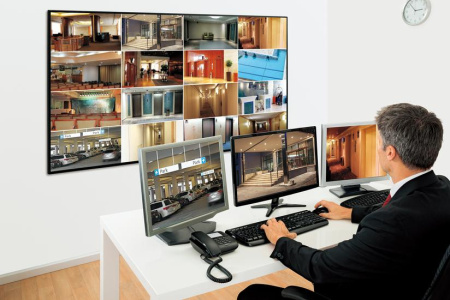 Дисплей Ultra HD 4K 80", Full LED, 3840x2160, UV2A, 440 кд/м2, 4000:1, 4K USB Медиа-плеер, динамики 10Втx2, 24/7, HDMIx4, USBx1, 54 кг Дисплей Ultra HD 4K 80", Full LED, 3840x2160, UV2A, 440 кд/м2, 4000:1, 4K USB Медиа-плеер, динамики 10Втx2, 24/7, HDMIx4, USBx1, 54 кг