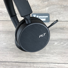 Plantronics Voyager 4220 UC USB-C, Bluetooth стерео гарнитура