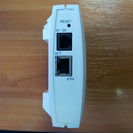 Spectralink IP-DECT Server 400, контроллер системы (1G8, 12 Users / 6 Ch)